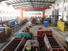 Macchina per la fabbricazione di mattoni di argilla completamente automatizzata